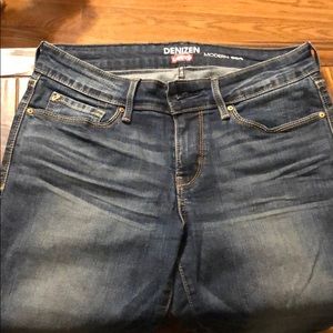 NWOT Denizen from Levi’s Jeans. Modern cro.